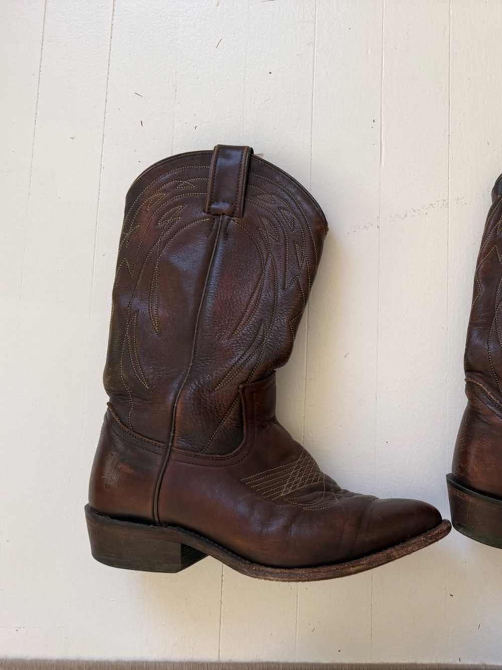 Frye Brown Leather Western Pull-On Boots